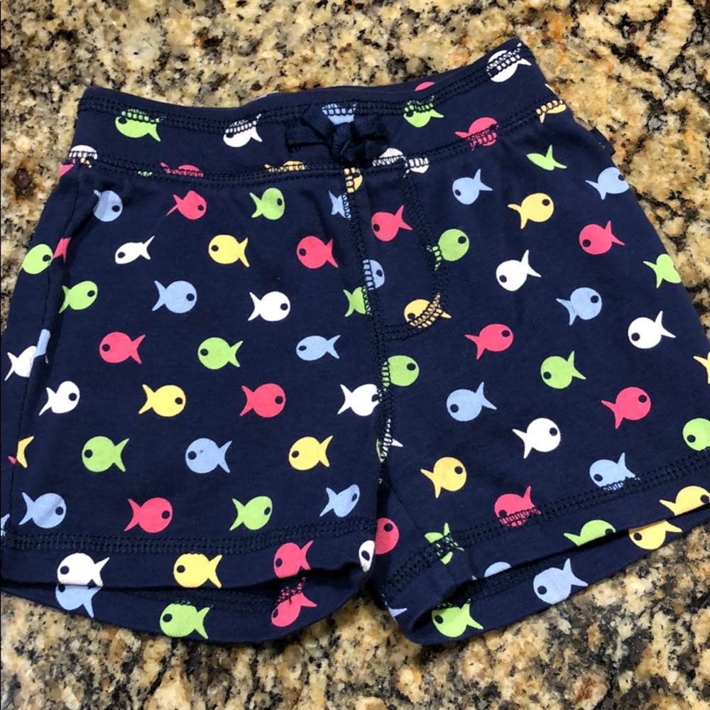 Gap baby infant size 3 to 6 months shorts